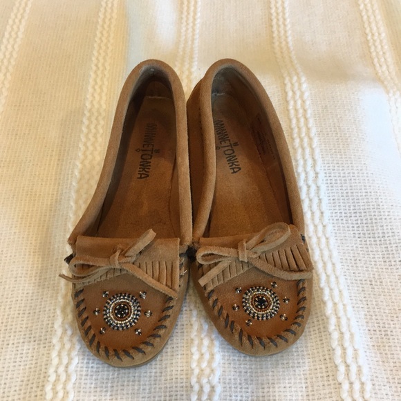 Minnetonka me to we moccasins - Picture 1 of 7
